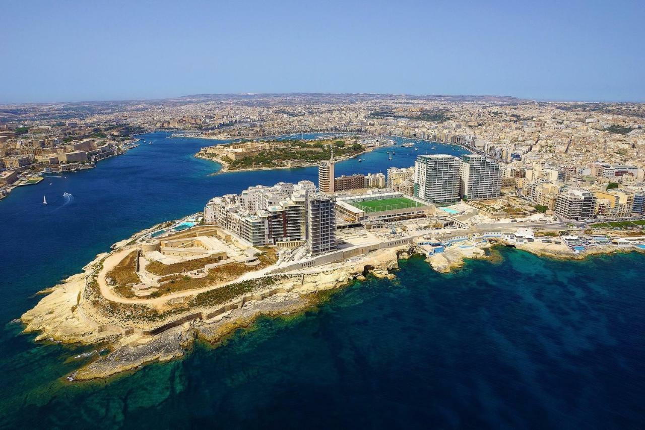 Contemporary, Luxury Apartment With Valletta And Harbour Views Sliema Exterior photo