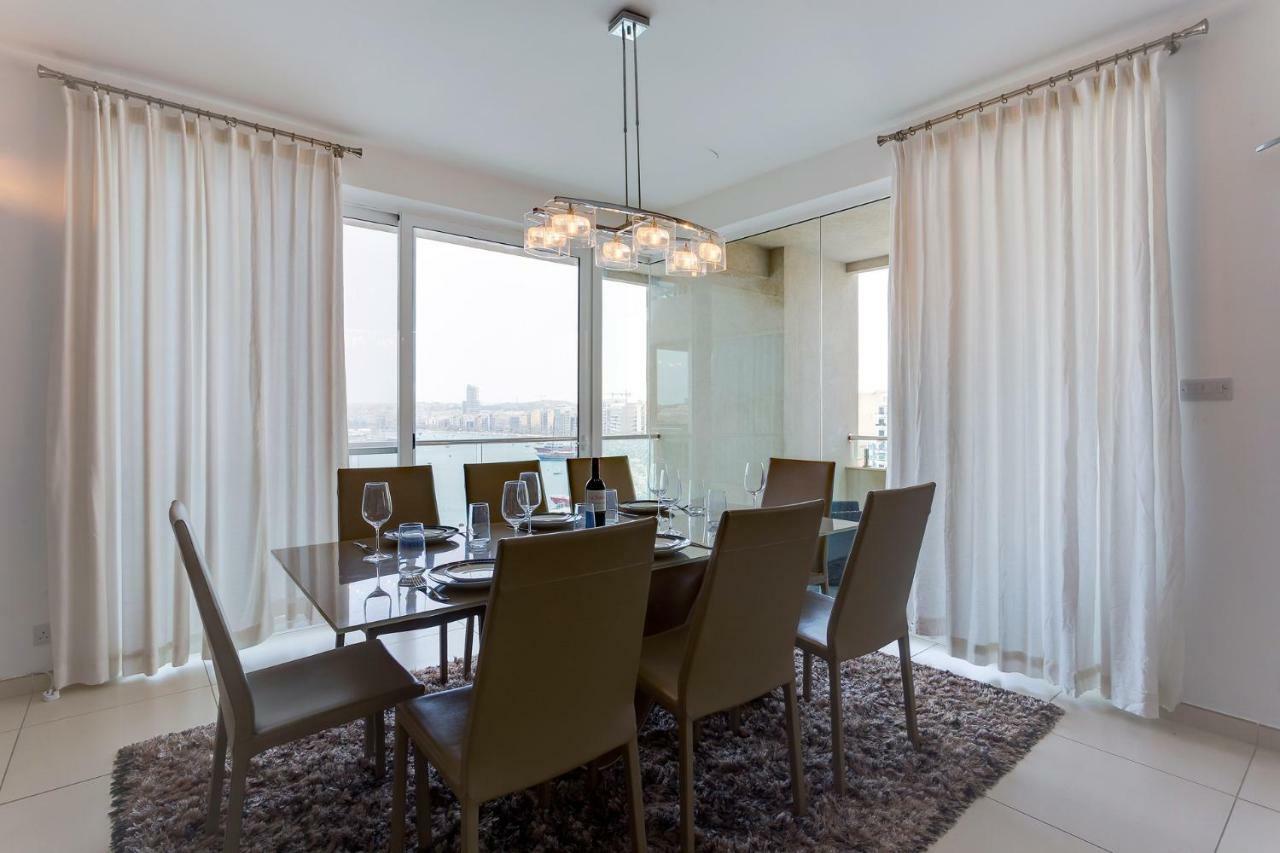 Contemporary, Luxury Apartment With Valletta And Harbour Views Sliema Exterior photo