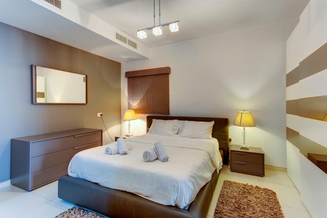 Contemporary, Luxury Apartment With Valletta And Harbour Views Sliema Exterior photo