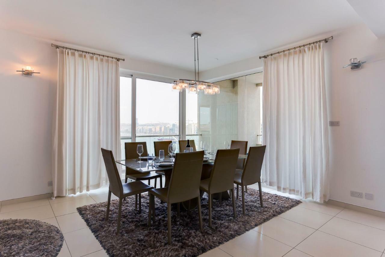 Contemporary, Luxury Apartment With Valletta And Harbour Views Sliema Exterior photo