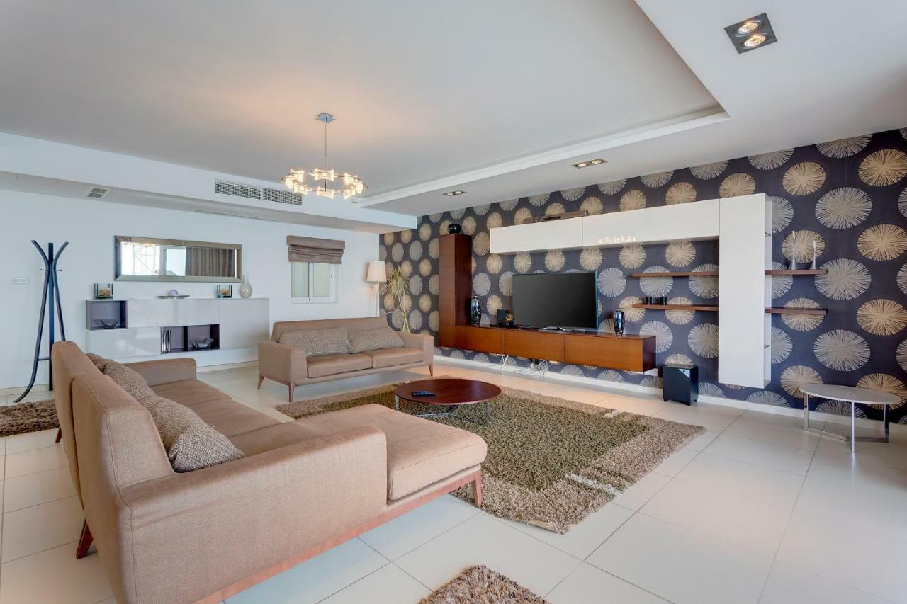 Contemporary, Luxury Apartment With Valletta And Harbour Views Sliema Exterior photo